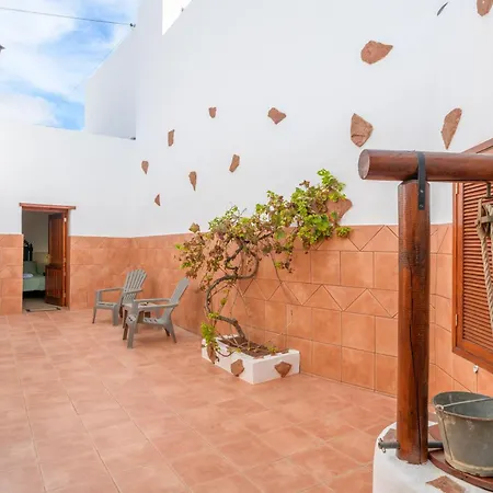 Casa Abuela Nicolasa Maguez